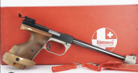 Buenos días, busco una pistola HAMMERLI 120 a ser posible en perfecto estado, cacha sin retocar y estuche 00