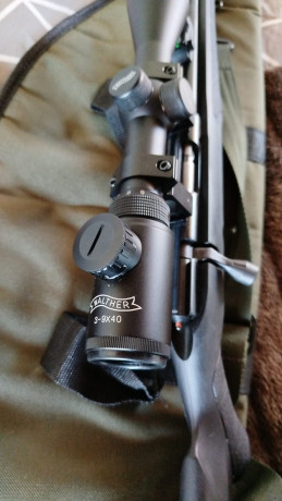Un amigo vende este rifle en calibre 17 hmr sin apenas uso. Se puede ver y entregar en mano entre burgos-madrid 00