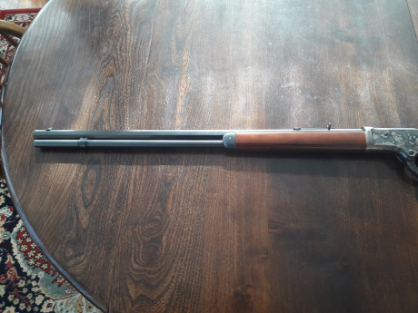 Buenos días,
Vendo rifle palanquero UBERTI 1883 BURGESS LEVER ACTION en calibre 45LC y cañón de 25,5 pulgadas 12