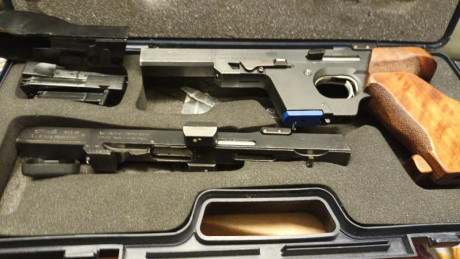 De un compañero del club que se jubila le anuncio esta Walther  GSP con los dos carros , cuidada guiada 02