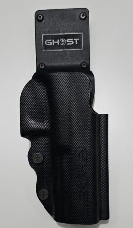 Buenos días a todos, vendo pistola  GLOCK 17 5GEN  guiada en A, en excelente estado por falta de uso (unos 00