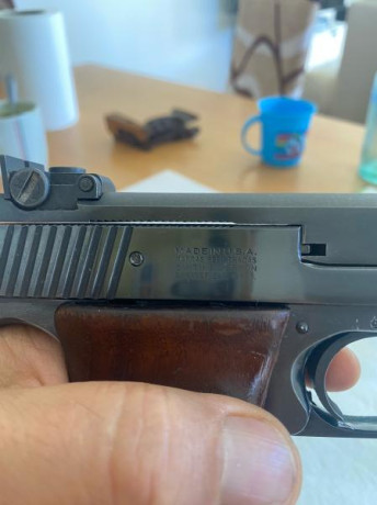 Hola a todos.

Pongo a la venta mi pistola Smith & Wesson model 41. 

Funciona perfectamente con casi 20
