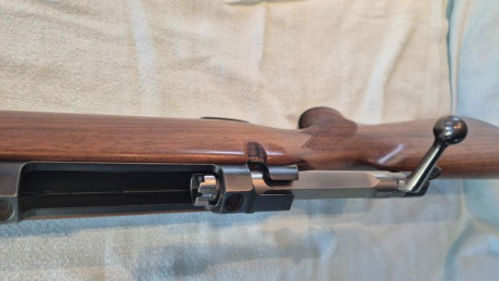 Vendo mauser m03 clasic 338wm, cerrojo 60°, gatillo pelo frances, cañones intercambiables, impecable con 20