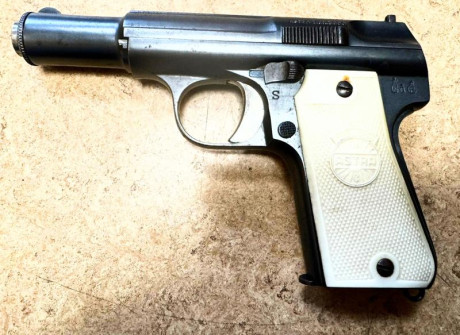 Se vende Astra 3000, 9 corto, con un cargador. Guiada en A.
Se puede ver y probar en La Coruña. 130 euros 00