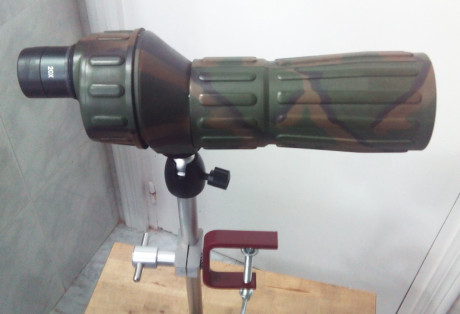 VENDO soporte con rótula para telescopio o fotografia, muy práctico y robusto, barra regulable en altura 21