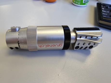Buenos días

Por falta de uso, pongo a la venta sintonizador de la marca Grunig Elmiger. Incluye tambien 00