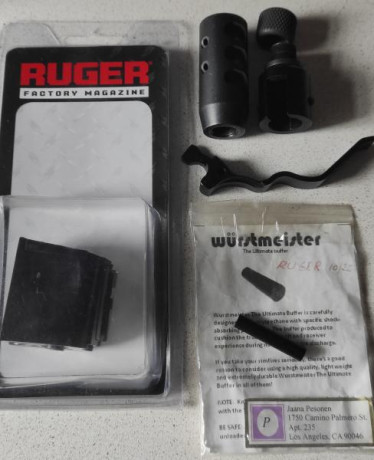 Vendo lote para la carabina Ruger 10/22.
- Cargador de 10 rondas sin usar
- Palanca sobredimensionada 00
