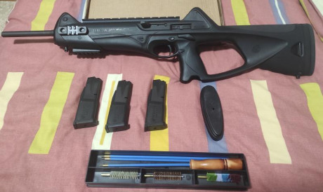 Se vende rifle Beretta CX4 Storm en calibre 40 SW, en perfecto estado de uso y mantenimiento. Se adjuntan 01