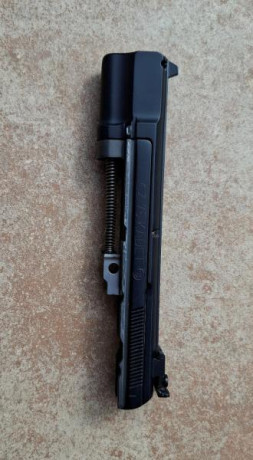 En venta CZ 75B en calibre 9 mm Pb con el Kit de cañón Kadet del calibre 22 Lr en perfecto estado. Incluyo 00