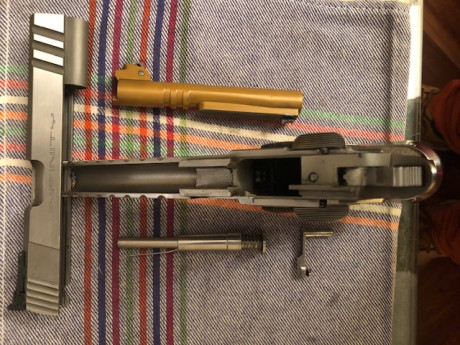 Vendo pistola Infinity (Strayer-Voigt, SV)
Calibre 40 S&W
Guiada bajo Licencia F
Perfecto estado
Muy 31