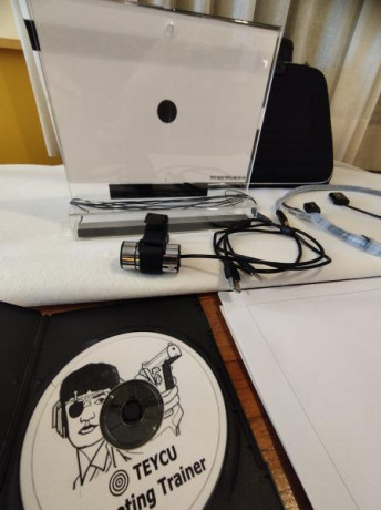 Venta entrnedor TEYCU Usado muy poco
Incluye todo el material original, el CD con el SW de conexión, la 02