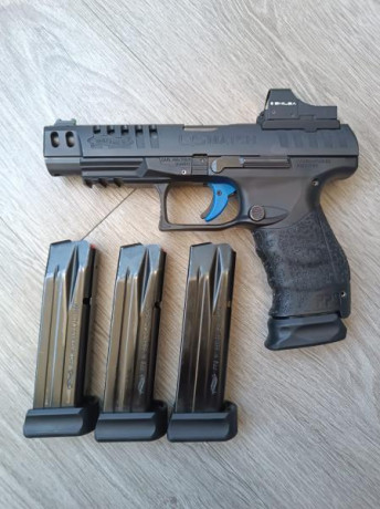Buenas,

Vendo Walther q5 Match, 4 cargadores, disparador expert, funda ghost y punto rojo shilba todo 01