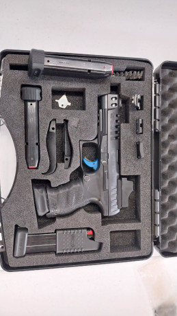 Buenas,

Vendo Walther q5 Match, 4 cargadores, disparador expert, funda ghost y punto rojo shilba todo 00