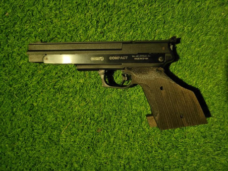 Vendo esta super conocida pistola para 10 metros , tiene solo un par de tiradas pero desde que tengo la 02