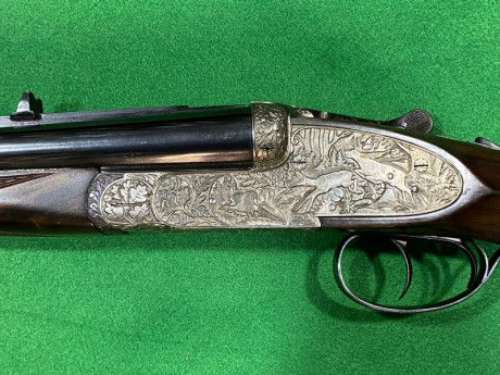 En Venta Rifle Express Saraqueta Modelo don Victor calibre 9,3 x 74 en perfecto estado original. Ajuste 01