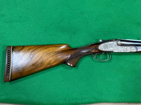 En Venta Rifle Express Saraqueta Modelo don Victor calibre 9,3 x 74 en perfecto estado original. Ajuste 00