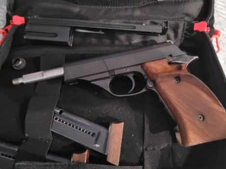 Vendo esta súper conocida y precisa pistola nacional del 22 ideal para principiantes y subir de categoría, 10