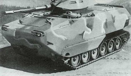 Pues nada la evolucion del RG-31 el RG-41 no tiene mala pinta y es que s eve que los 8x8 son la "moda" 80