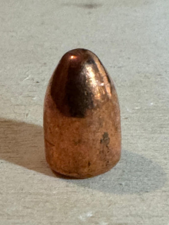 VENDO PUNTAS DE 9mm DE 115 RN COBREADAS FRONTIER

Quedan unas 1.940 aprox. y las vendo a 5 cent.

Están 01