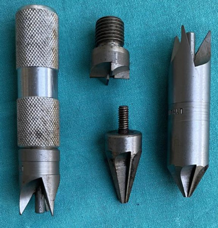 VENDO PILOT TRIMMER (recortador de vainas) con diferentes accesorios y caja de transporte y herramientas
Precio 00