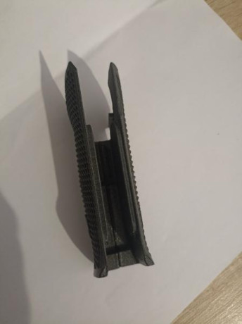 Vendo cachas hecha con impresión 3D para SIG SAUER P210 supertarget. Es tipo 1911, poco uso.

Vendida 10