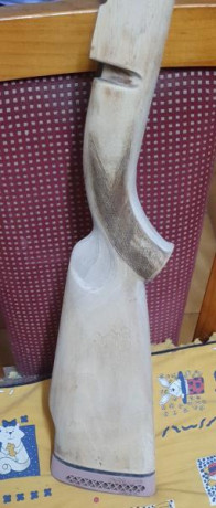 Hola a todos! Abro este post, para mostrar el resultado de una restauración de una culata de madera. El 12