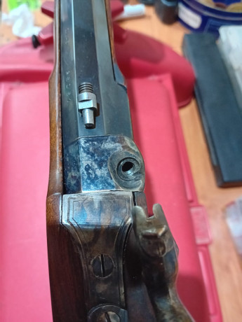 Vendo rifle de avancarga 
Marca AMR CREEDMOOR macht de competición serie especial Eduardo schiling calibre 02