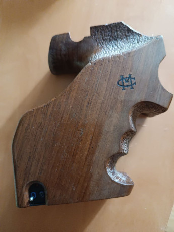 Vendo empuñadura para mano izquierda de pistola Morini 162 con "módulo electrónico antiguo", 00