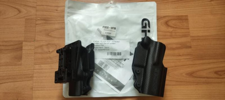 SE VENDE DOS FUNDAS GOSHT PARA PISTOLA WALTHER P99 DE 9MM. UNA SIN USO, LA OTRA USADA TRES DIAS. PRECIO 02