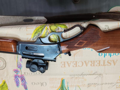 Hola amigos vendo marlin 444 impecable de maderas y aceros muy poco uso lo vendo pues un compañero de 00