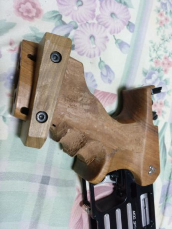 Hola. Vendo pistola pardini calibre 22 con disparador electrónico. He sido su único dueño (en concreto 02