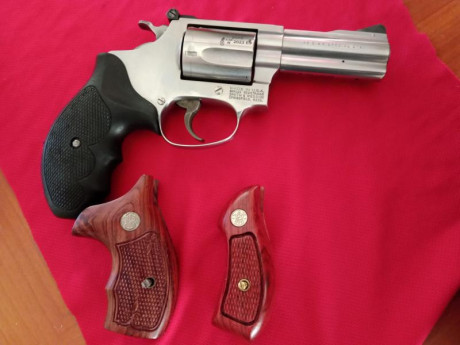 Vendo magnifico revólver S&W modelo 60 3” de cañón 
38 Special  guiado en F armazón pequeño gatillo 01