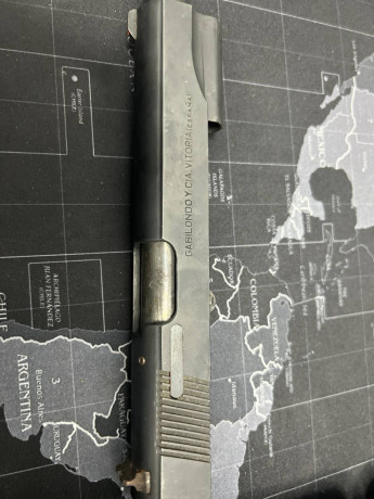 Vendo Llama Max 2 del 45 ACP + carro del 9 Pb se encuentra en Cádiz guiada en F precio 375€ más gastos 00