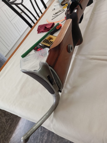  Vendo carabina Anchutz Mach 54 Modelo 1408 Serie X
Cerrojo y Disparador moderno
Tiene una agrupación 20