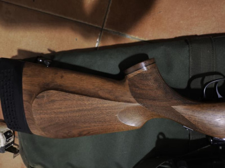Se vende Sauer 90 en calibre 30-06 con gatillo al pelo francés, el rifle está en perfecto estado. Cerrojo 61