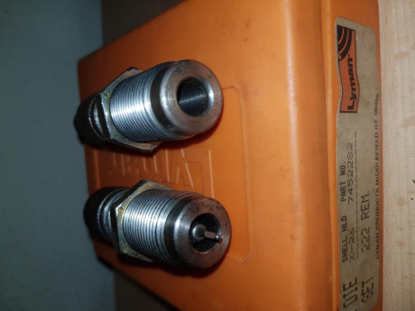 vendo los siguientes juegos de dies. Son usados, yo no los he utilizado. Añado más juegos de dies.

Rcbs 42