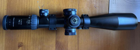 Se ofrece un magnífico visor Schmith&Bender 5-25x56 MPII con retícula iluminada con 10 intensidades, 02