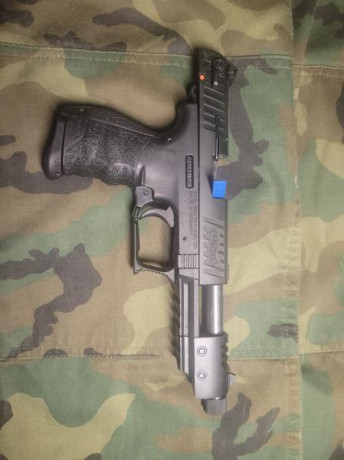 Se vende pistola de la marca Walther P22 target del calibre 22lr, guiada con la licencia F , con poco 00