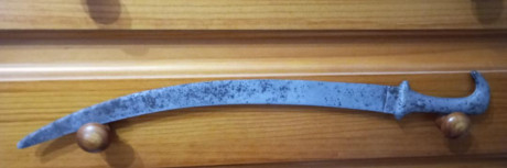 SABLE ESPADA ACERO FORJADO ARTESANALMENTE EN LA INDIA XIX O ANTERIOR

NADA DE RESTAURACION A EXCEPCION 02