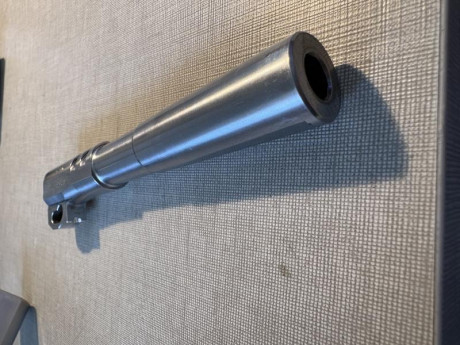 Pues eso, cambio a 2011 y hago caja para equipo nuevo. 
Tanfoglio Limited Custom 9mm
4 Cargadores con 50
