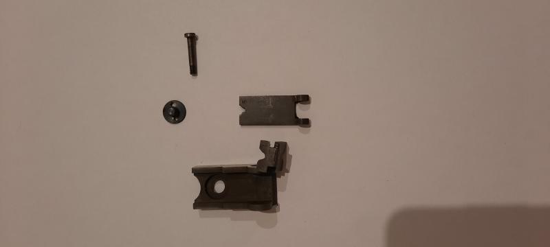 Se vende  alza para la réplica del fusil Springfield modelo 1861, fabricado por Pedersoli. 
Precio 25 01