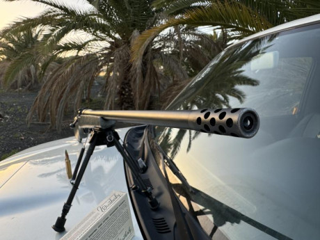 Buenos días, pongo a la venta el rifle de un buen amigo, es un weatherby mark v accumak en calibre 30-378, 01