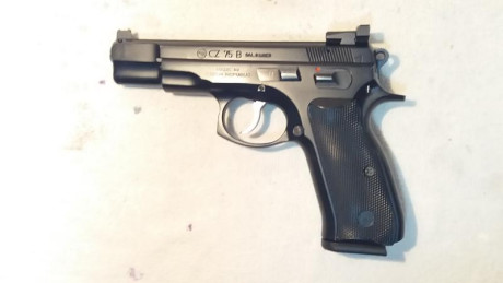 Pongo a la venta mi querida CZ 75B guiada en "F" que tantas satisfacciones me ha dado pero hay 02