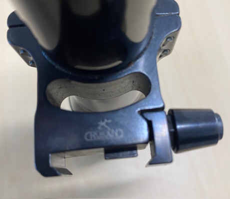Visor Zeiss Diavari 300 euros se encuentra en Valencia.-
En perfecto estado de funcionamiento.- 00