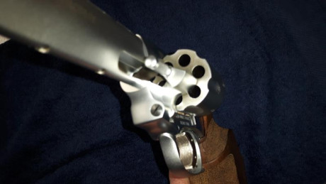 Buenas compañeros.
Pongo a la venta mi revolver del .32, esta seminuevo.
Lo compre como segunda arma del 90