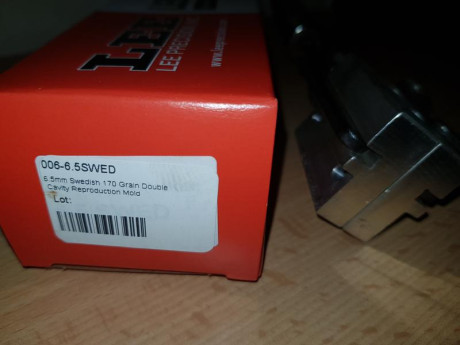 Vendo molde custom de Lee usado, de los que se hacen por encargo y comprado en EEUU. Marcado como 6,5 11