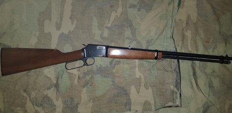 Vendo carabina Miroku Browning BL-22 del .22LR. También tira y mecaniza la palanca el .22corto. Está solo 00