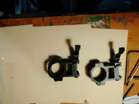 Anillas de aluminio reforzado de 30 extra altas 25.4 mm de la base de la montura Weber a la base del visor
Son 01