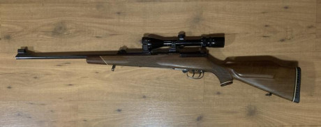 Buenas tardes, vendo este estupendo rifle Mauser 66S calibre 270W con cerrojo telescópico que permite 01