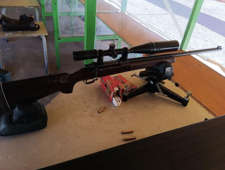 Se vende rifle inglés monotiro con acción 98 mejorada y cañón pesado con visor Tasco 8-32 x 44 se desconoce 02